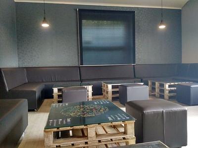 Smokeroom